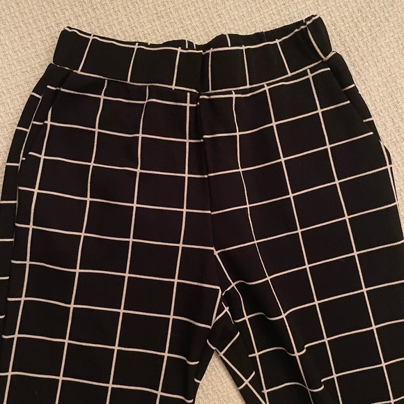 Grid pattern slacks - Picture 4 of 4